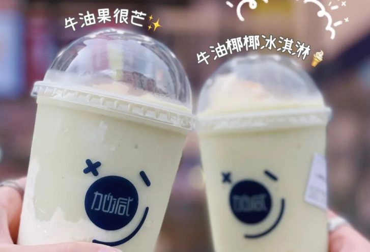 EVO真人茶饮：别羡慕别人的奶茶店生意好，他们都